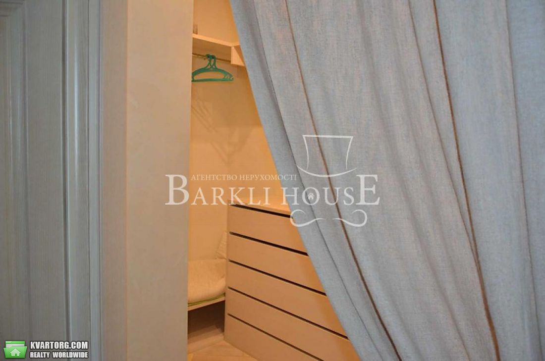 Rent out 4-room apartment. Киев,  Сечевых Стрельцов — photo 10