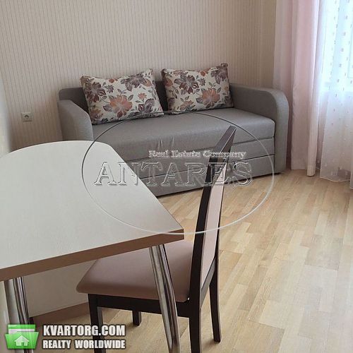 Rent out 3-room apartment. Киев, Драгомирова — photo 4