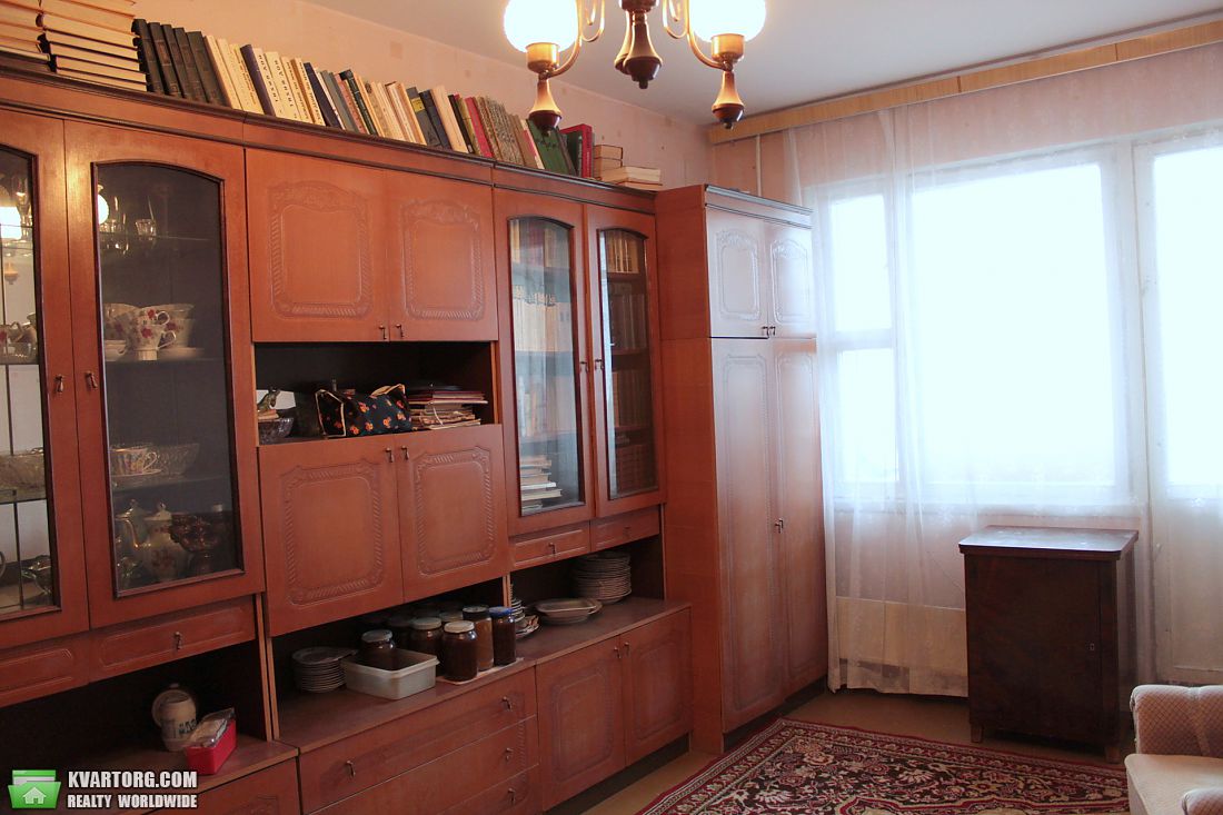 Sell 3-room apartment. Киев, Большая Китаевская — photo 2