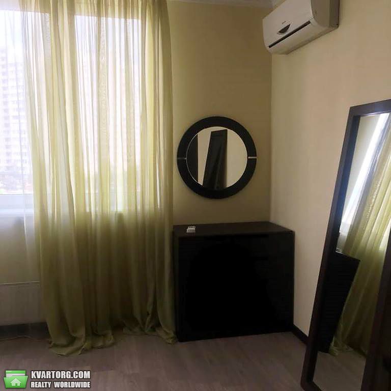 Rent out 1-room apartment. Киев,  Ахматовой — photo 2