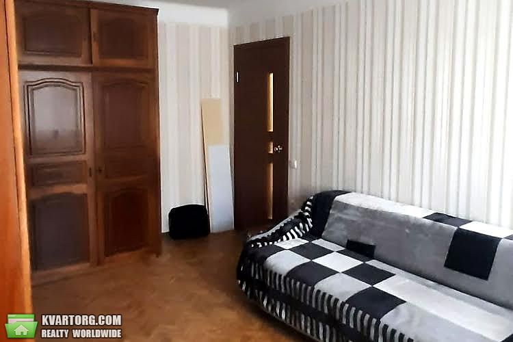 Sell 1-room apartment. Киев,  Метростроевская — photo 2