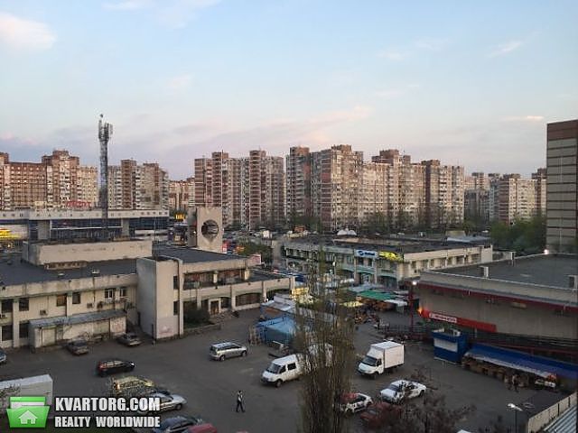 Sell 2-room apartment. Киев,  Маяковского — photo 1