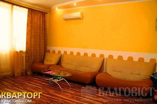 Sell 2-room apartment. Киев,  40-летия Октября просп — photo 3