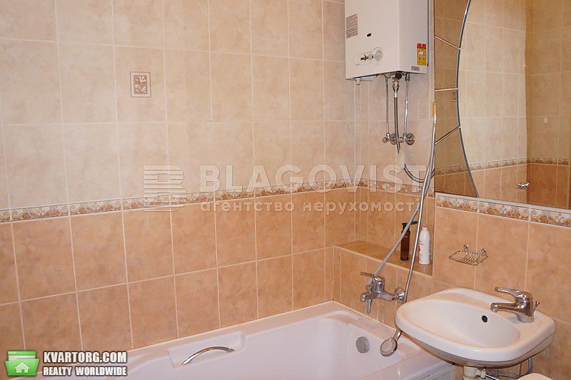 Rent out 2-room apartment. Киев,  Крещатик — photo 5