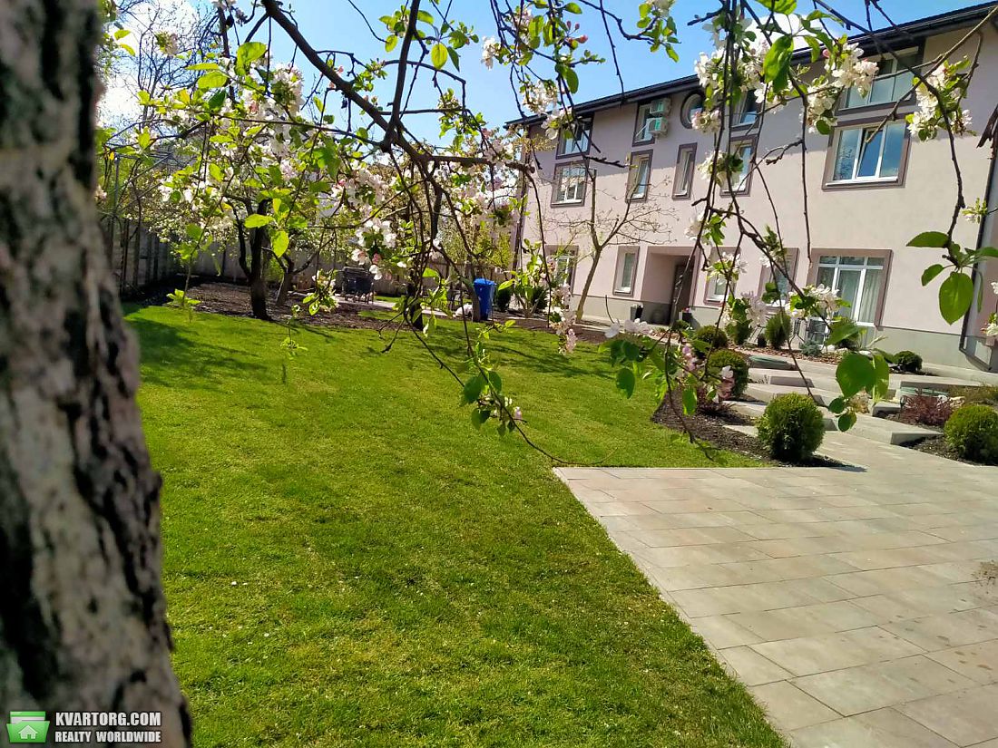 Rent out Townhouse. Киев,  Днепровская наб — photo 1