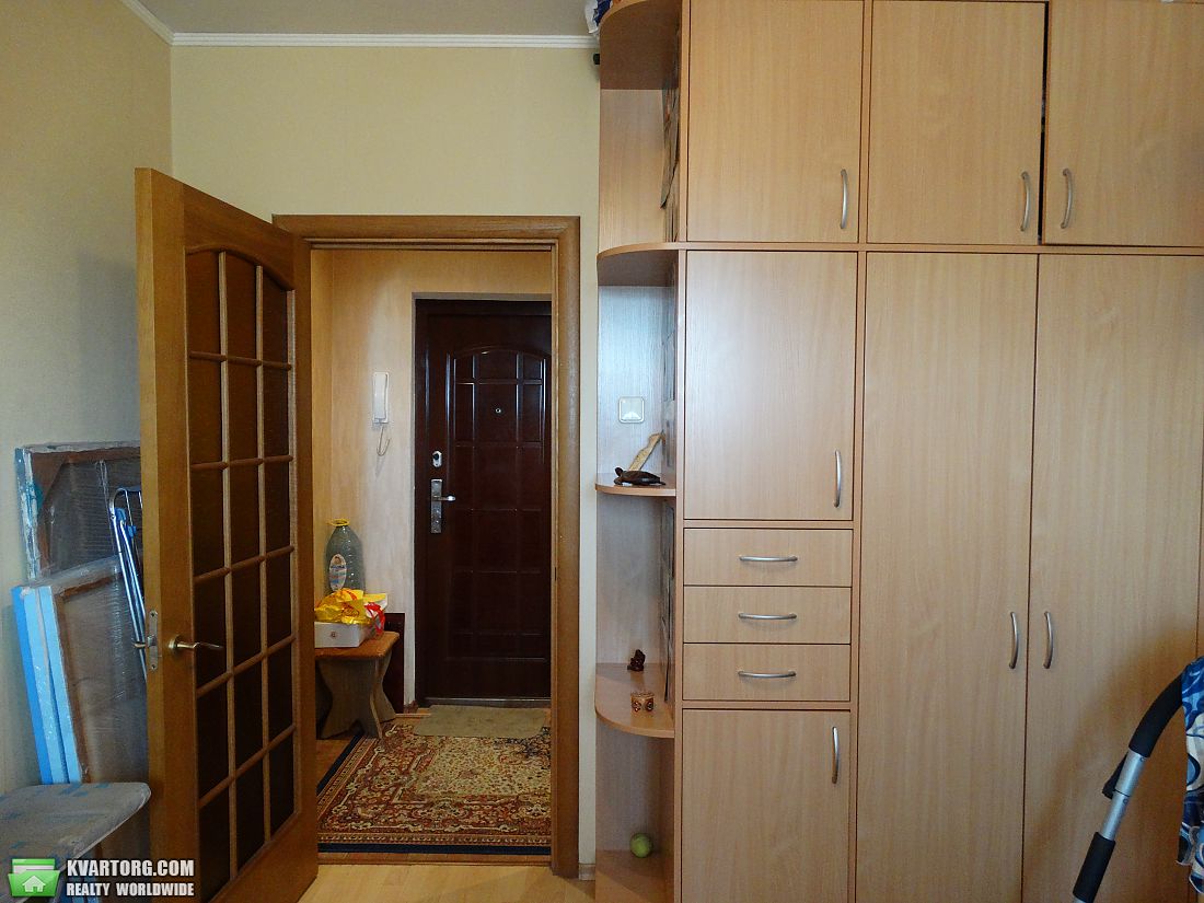 Sell 2-room apartment. Киев,  Лукьяновская — photo 2