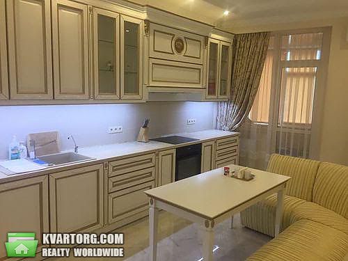 Sell 3-room apartment. Киев,  Драгомирова — photo 1