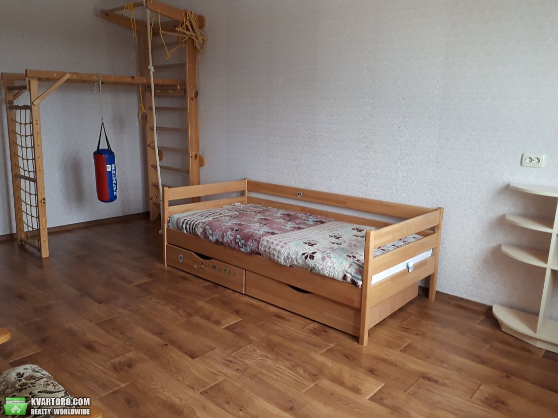 Rent out 3-room apartment. Киев,  Глушкова пр — photo 6