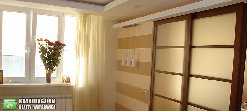 Sell 3-room apartment. Киев, Срибнокильская — photo 1
