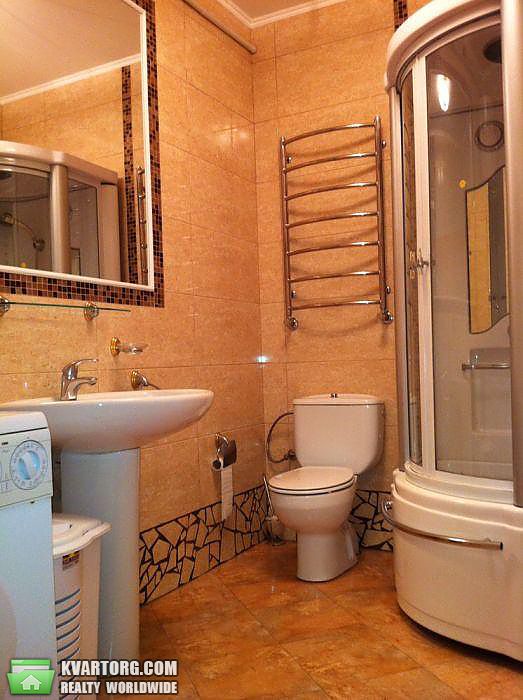 Rent out 3-room apartment. Киев,  Кловский спуск — photo 9