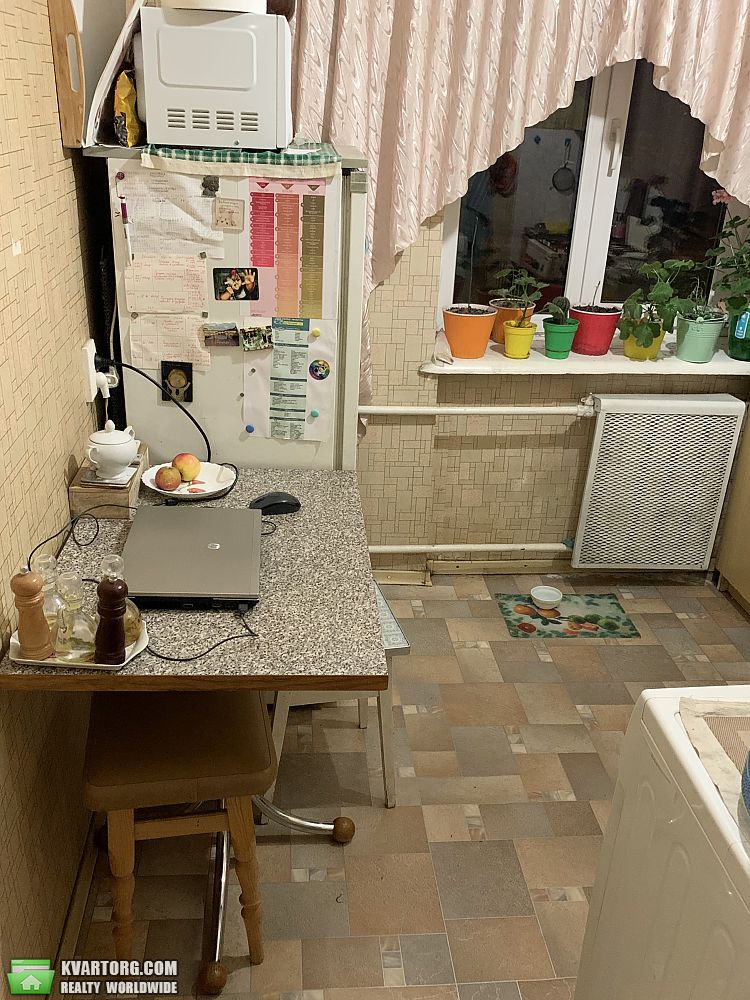 Sell 2-room apartment. Киев,  Вышгородская — photo 1