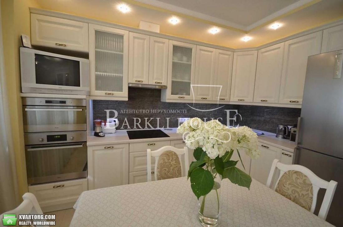 Rent out 3-room apartment. Киев,  Голосеевская — photo 2