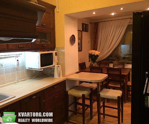 Sell 2-room apartment. Киев,  Космическая — photo 1