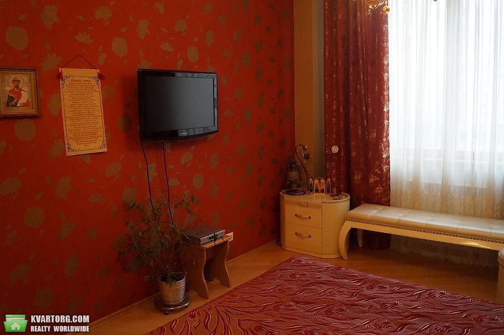 Rent out 4-room apartment. Киев,  Павловская — photo 5
