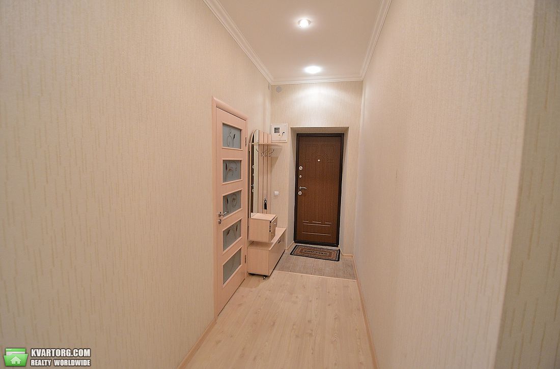 Rent out 2-room apartment. Николаев, Спасская — photo 5