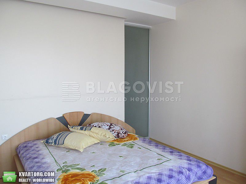 Sell 2-room apartment. Киев,  Жилянская — photo 4