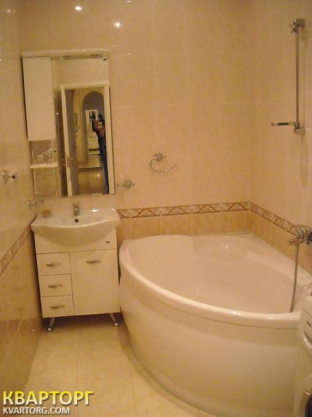 Rent out 2-room apartment. Киев,  Героев Сталинграда пр — photo 7