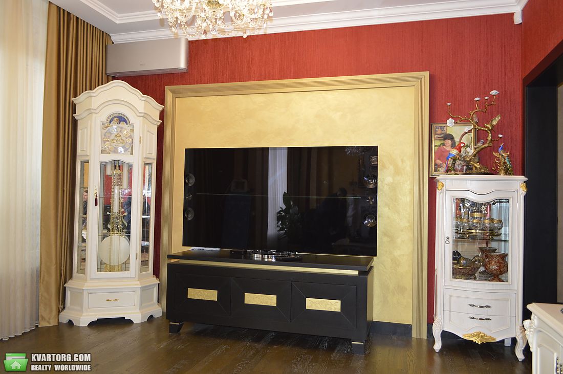Sell 3-room apartment. Киев,  Драгомирова — photo 3