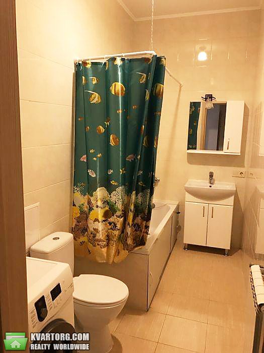 Rent out 2-room apartment. Киев, Добробутная — photo 4