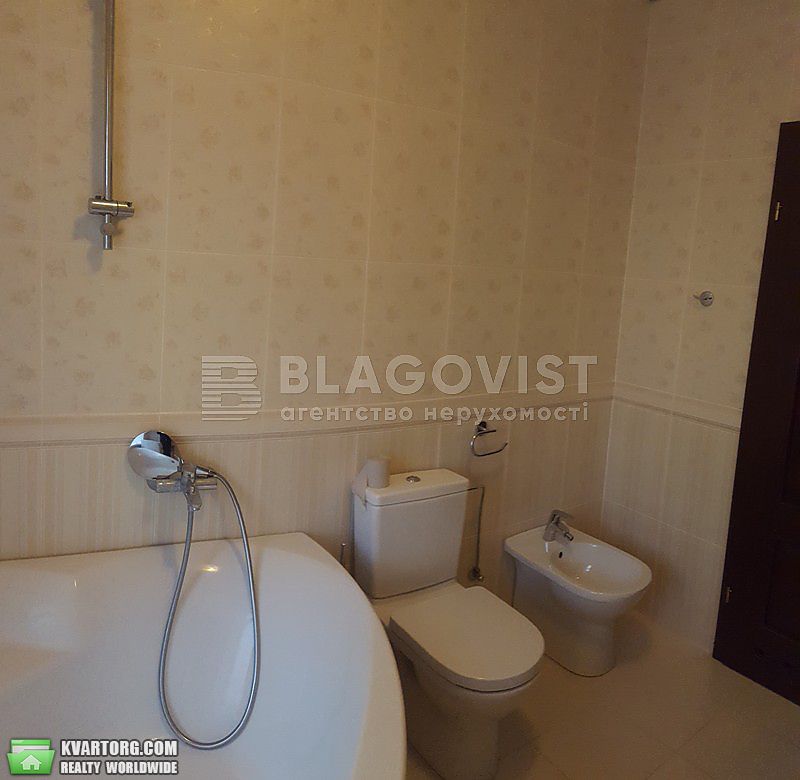 Rent out 2-room apartment. Киев,  Лютеранская — photo 8