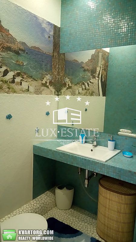 Rent out 2-room apartment. Киев, Артема — photo 3