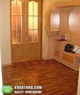 Rent out 4-room apartment. Киев,  Старонаводницкая — photo 1