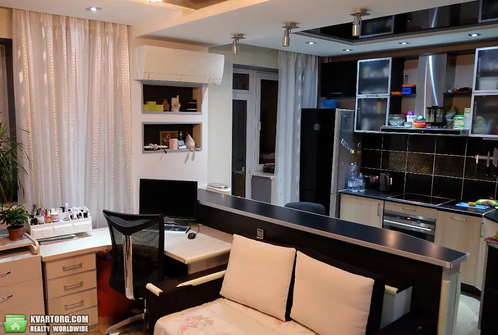 Sell 1-room apartment. Киев, Наумова — photo 1