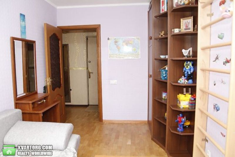 продам 2-комнатную квартиру. Киев,   Ватутина пр - фото 4