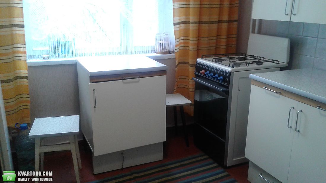Rent out 2-room apartment. Киев, Сабурова — photo 2