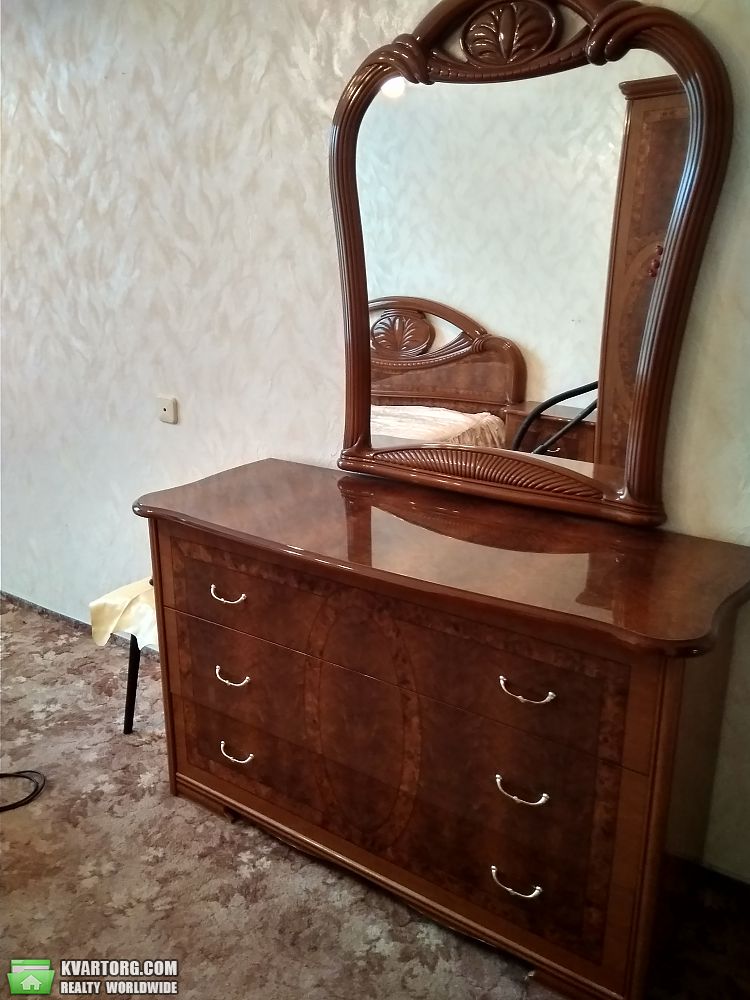 Rent out 2-room apartment. Киев,  Метростроевская — photo 5