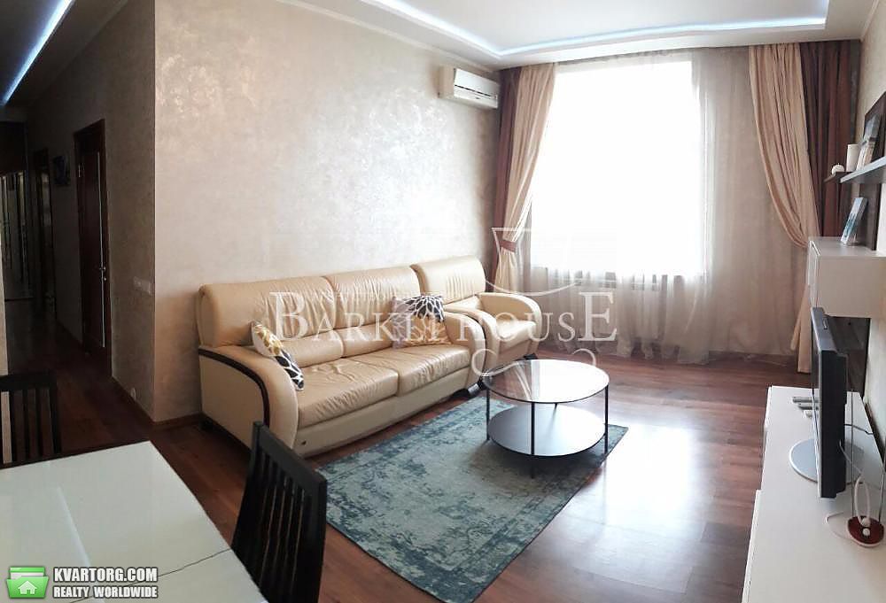 Rent out 3-room apartment. Киев,  Лютеранская — photo 8