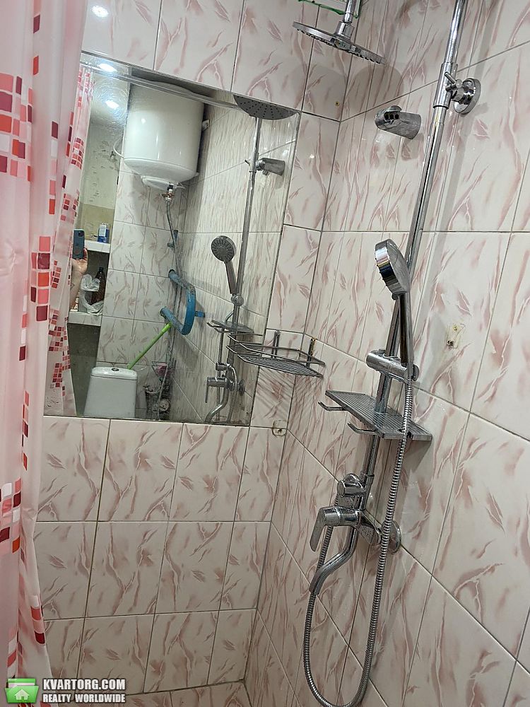 Rent out 1-room apartment. Киев,  Полесская — photo 10