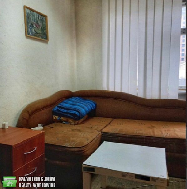 Sell 3-room apartment. Киев,  Владимирская — photo 1