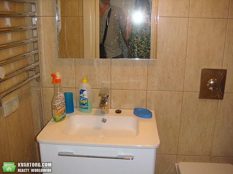 Rent out 1-room apartment. Киев,  Черновола — photo 5