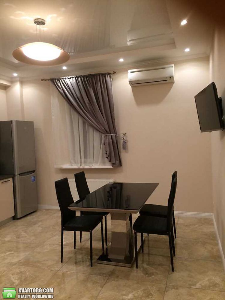 Rent out 1-room apartment. Киев, Дружбы Народов бул — photo 1
