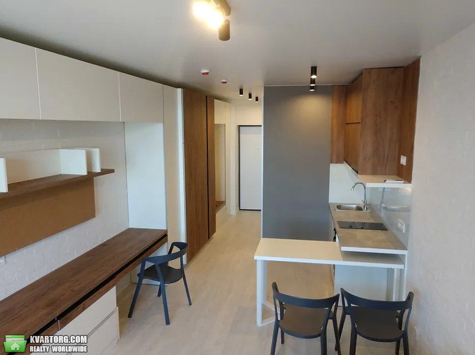 Rent out 1-room apartment. Киев,  Васильковская — photo 1