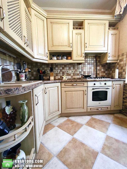 Sell 3-room apartment. Киев,  Зоологическая — photo 2