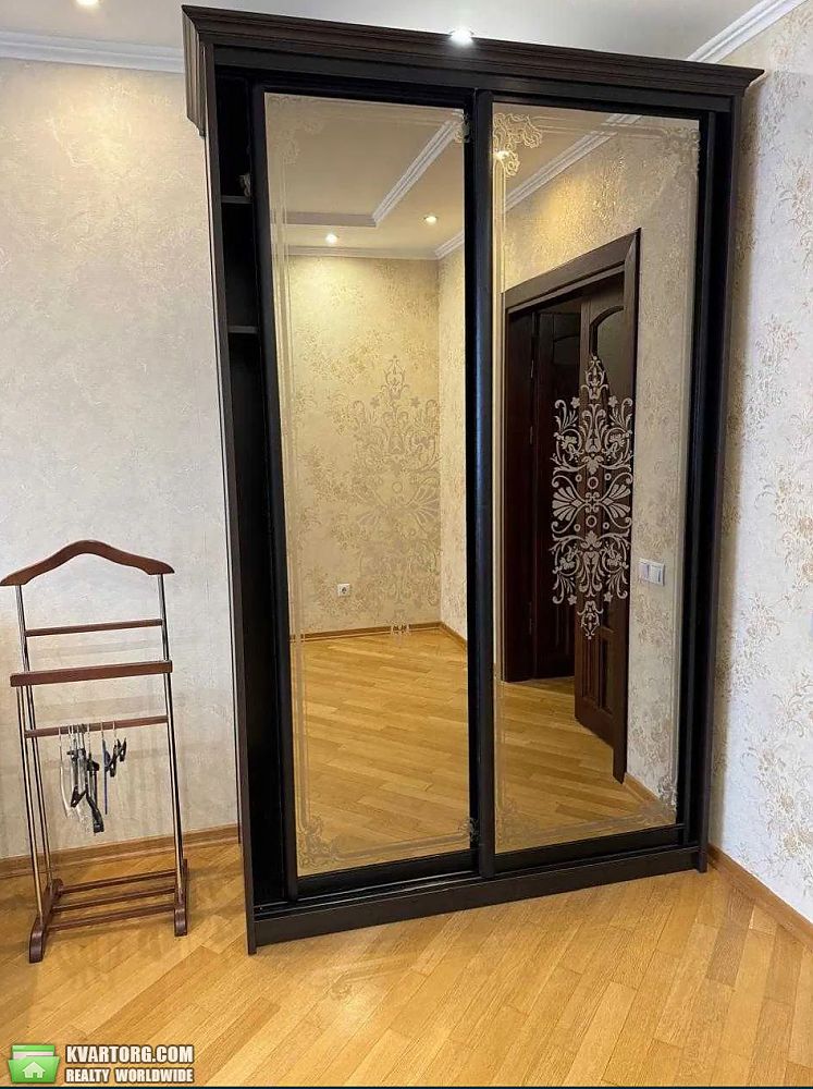 Rent out 2-room apartment. Киев, Харківське шосе — photo 8