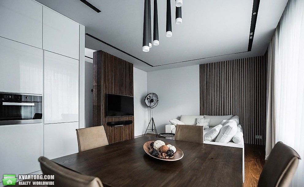 Rent out 2-room apartment. Киев,  Голосеевский пр — photo 1