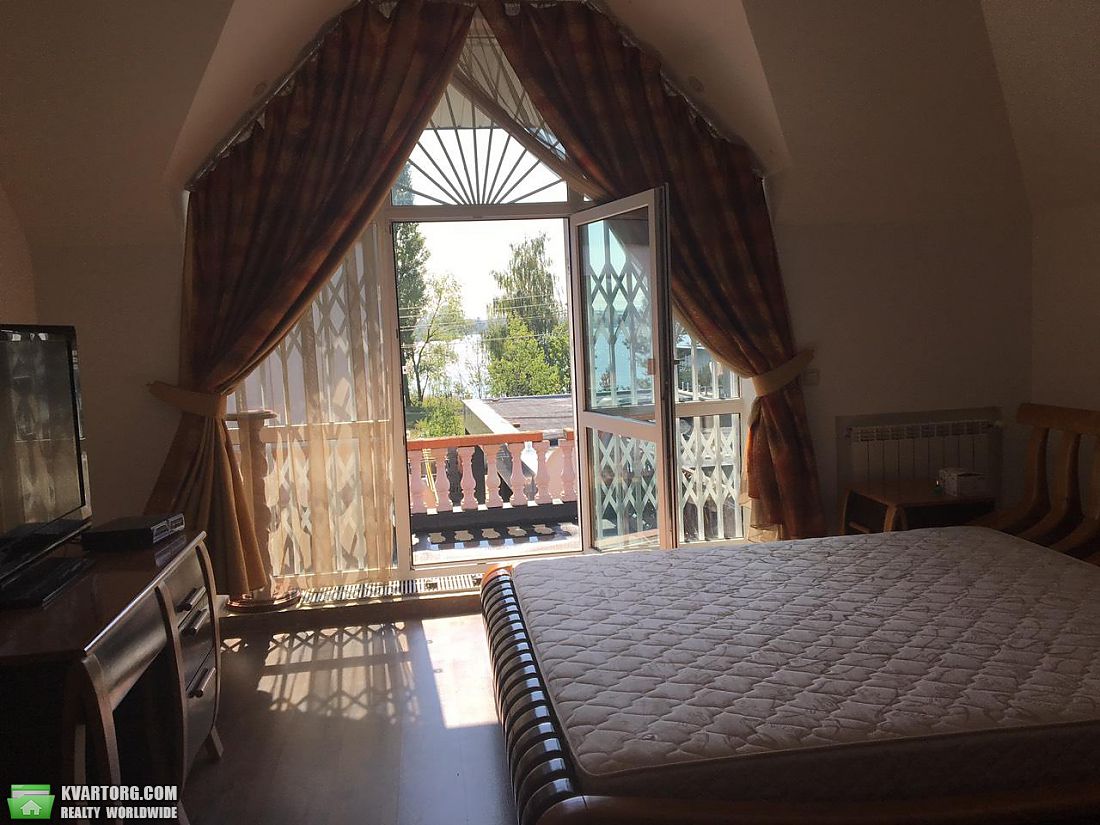 Rent out house. Киев,  Богатырская — photo 2
