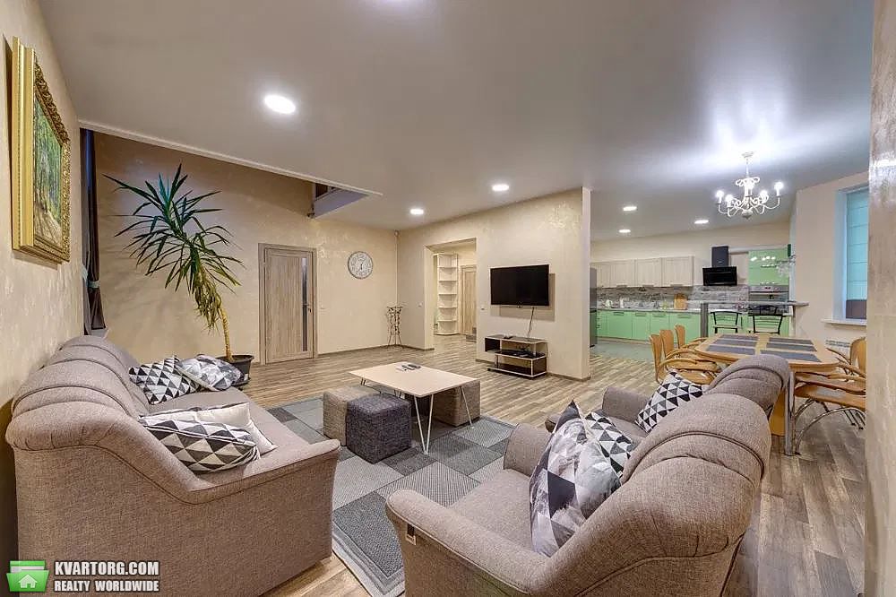 Sell house. Киев,  Садовая Осокорки — photo 1