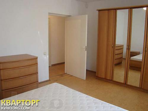 Rent out house. Киев,  Кисловодская — photo 1
