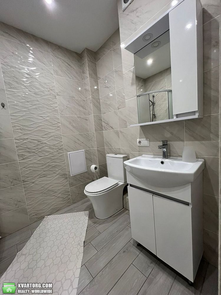 Rent out 2-room apartment. Киев, Микільсько-Слобідська — photo 10