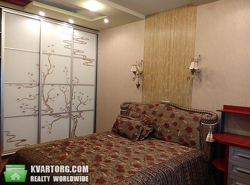 Rent out 4-room apartment. Киев, Героев Сталинграда пр — photo 5