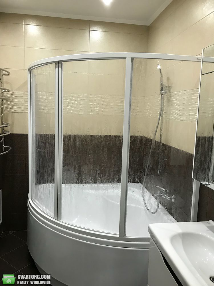 Rent out 2-room apartment. Киев, Ломонносова — photo 7