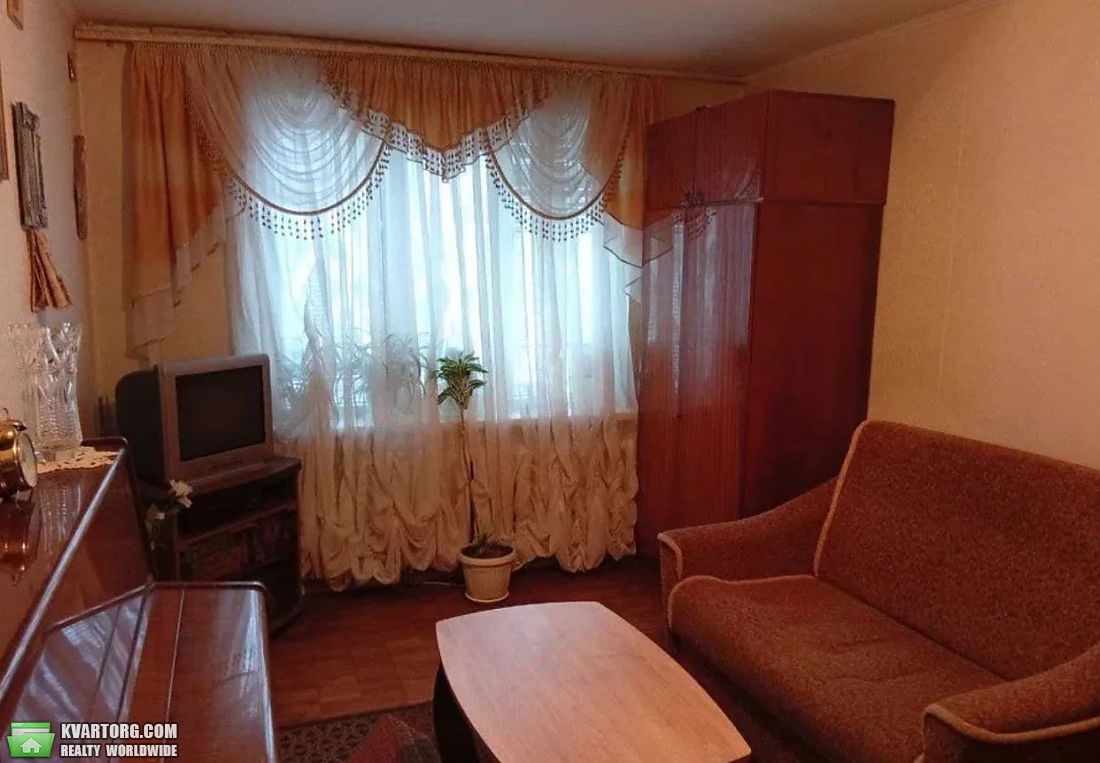 Rent out 2-room apartment. Киев,  Свободы пр — photo 5