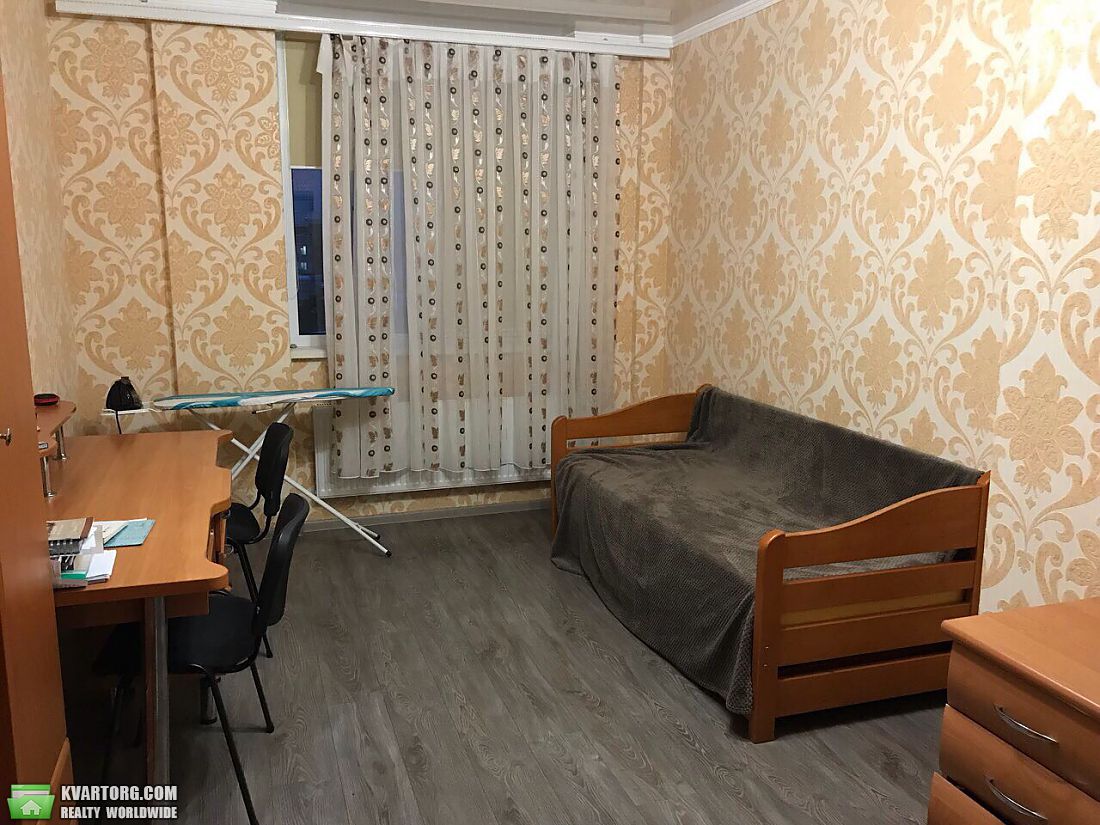 Rent out 2-room apartment. Киев,  Вильямса — photo 5