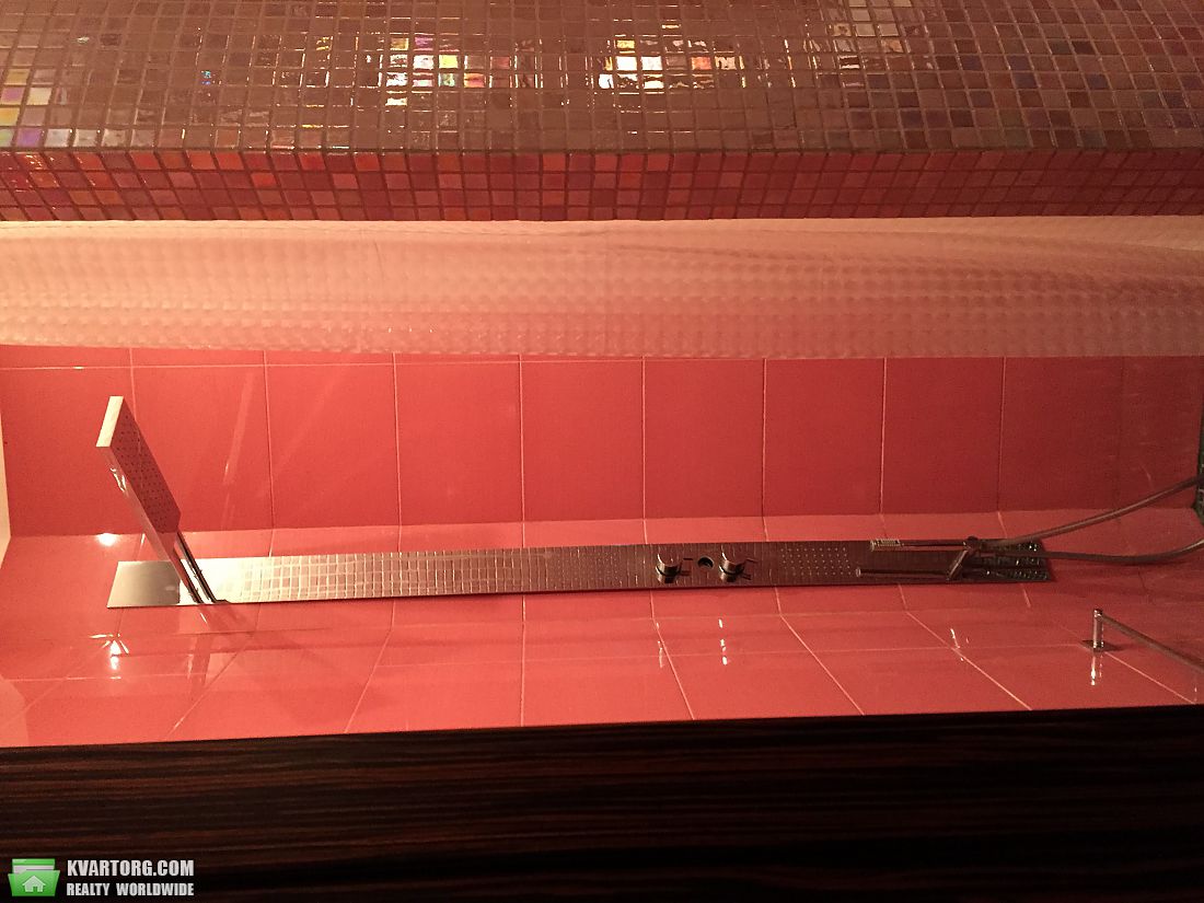 Rent out 3-room apartment. Киев,  Мильчакова — photo 6