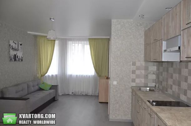 Rent out 2-room apartment. Киев, міра — photo 5