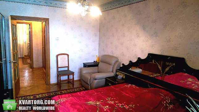 Sell 3-room apartment. Киев,  Дегтяревская — photo 1